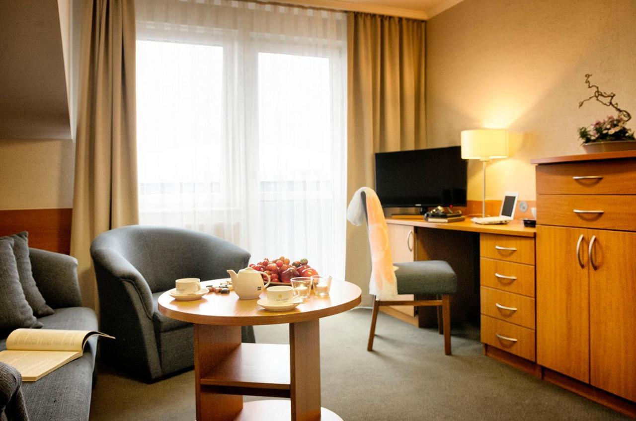Hotel La Siesta & Medical Spa Jastrzębia Góra المظهر الخارجي الصورة